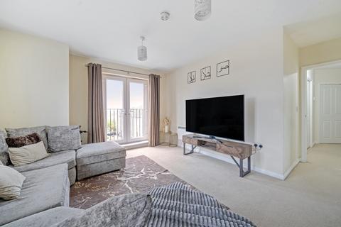 2 bedroom flat for sale, Bramall House, Chapman Road, Thornbury, Bradford, BD3