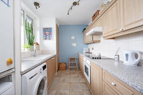 2 bedroom flat for sale, James Hammett House, Ravenscroft Street, Shoreditch, London, E2