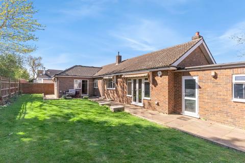 3 bedroom detached bungalow for sale, Northey Avenue, Cheam, SM2