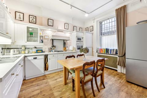 2 bedroom apartment for sale, Wetherby Mansions, Earls Court Square, London, SW5