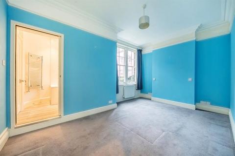 2 bedroom flat for sale, Great Portland Street, London W1W