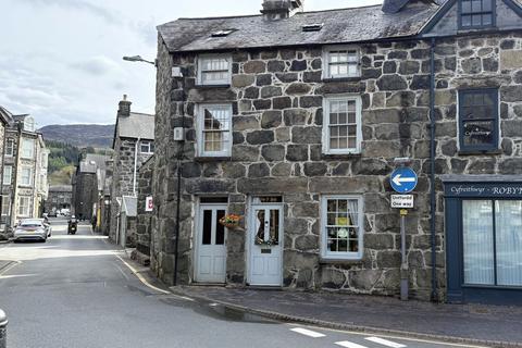 Siop Y Bont Bridge End, Dolgellau, LL40 1DF