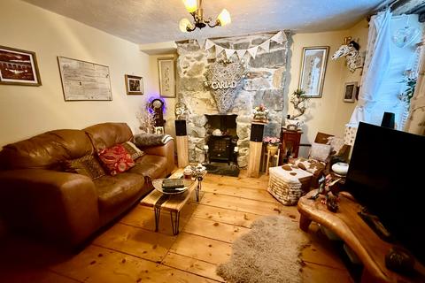 Siop Y Bont Bridge End, Dolgellau, LL40 1DF
