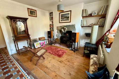 Siop Y Bont Bridge End, Dolgellau, LL40 1DF
