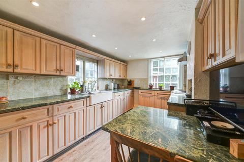3 bedroom detached house for sale, Hurst Lane, Headley