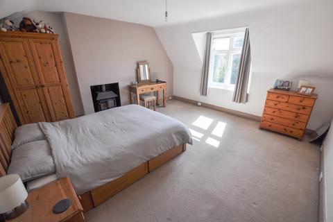 3 bedroom flat for sale, Flat  Bells House, WIMBORNE, BH21