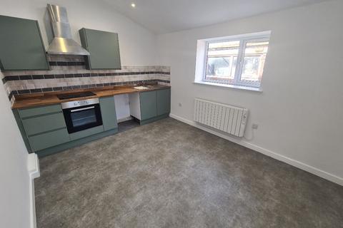 1 bedroom flat to rent, Plodder Lane, Farnworth, Bolton