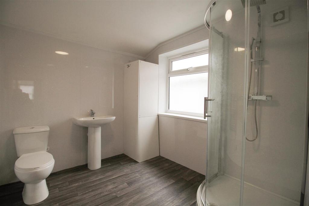 Shower room.jpg