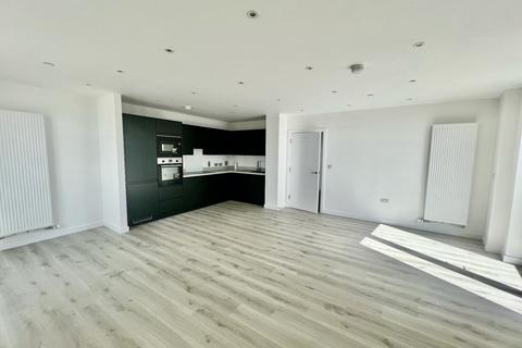 2 bedroom penthouse to rent, Holcombe Mansions, Barking IG11