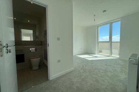 2 bedroom penthouse to rent, Holcombe Mansions, Barking IG11