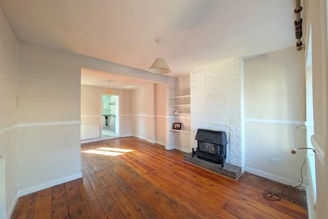 2 bedroom cottage for sale, St Dunstans Road, Feltham, TW13