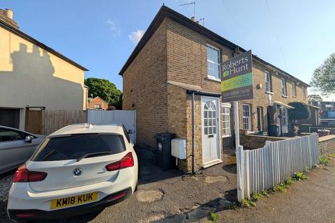 2 bedroom cottage for sale, St Dunstans Road, Feltham, TW13