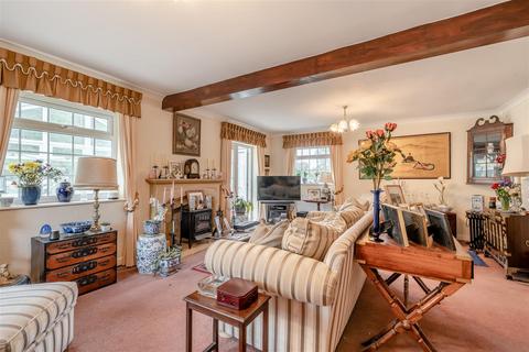 4 bedroom detached house for sale, Shotts Lane, Newent GL18