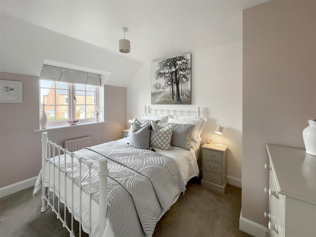 Bed 2.JPG