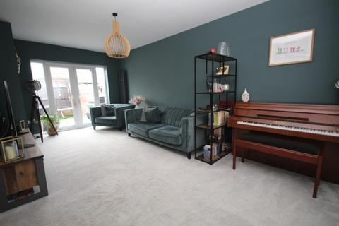 3 bedroom semi-detached house for sale, Berkeley Ave, Stretford, M32 9TJ