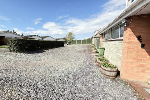 7 Arundel Drive, Worcester, WR5 2HU
