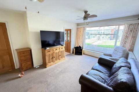 7 Arundel Drive, Worcester, WR5 2HU