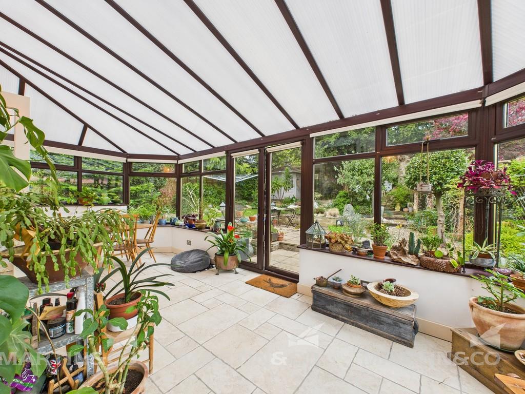 Cam02406 g0 pr0443 still010