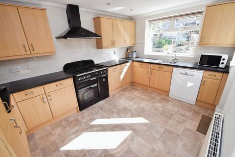 4 bedroom semi-detached house for sale, Nabwood Crescent, Shipley BD18