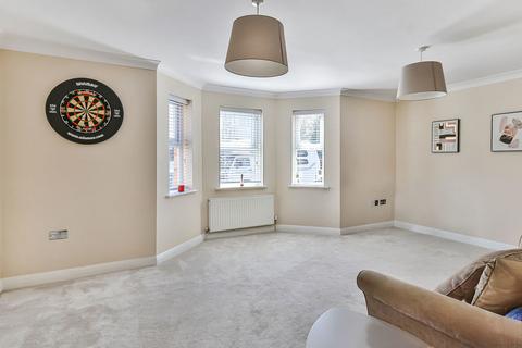 Flat 2, 6 Bracken Road, Bournemouth, BH6 3TB