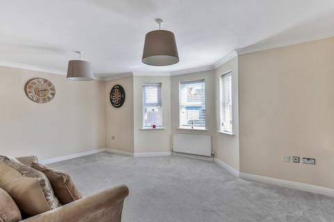 Flat 2, 6 Bracken Road, Bournemouth, BH6 3TB