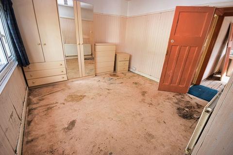 2 bedroom semi-detached house for sale, Sandy Hill Road, Shirley B90