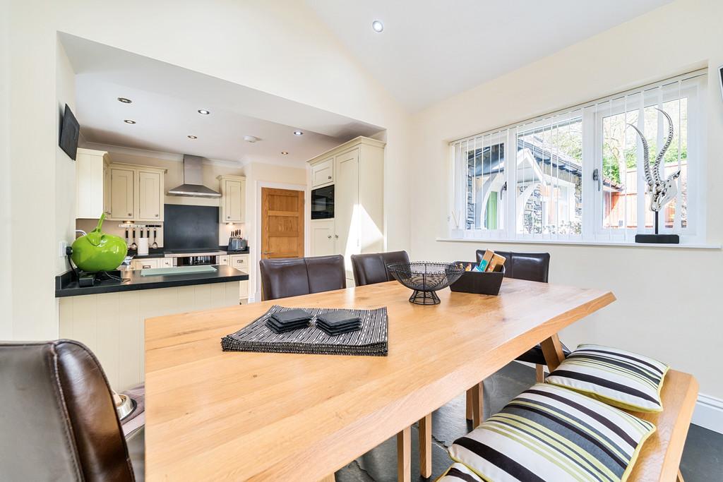 Kitchen and dining area
