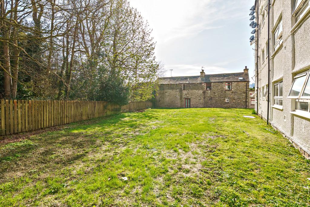 Communal gardens