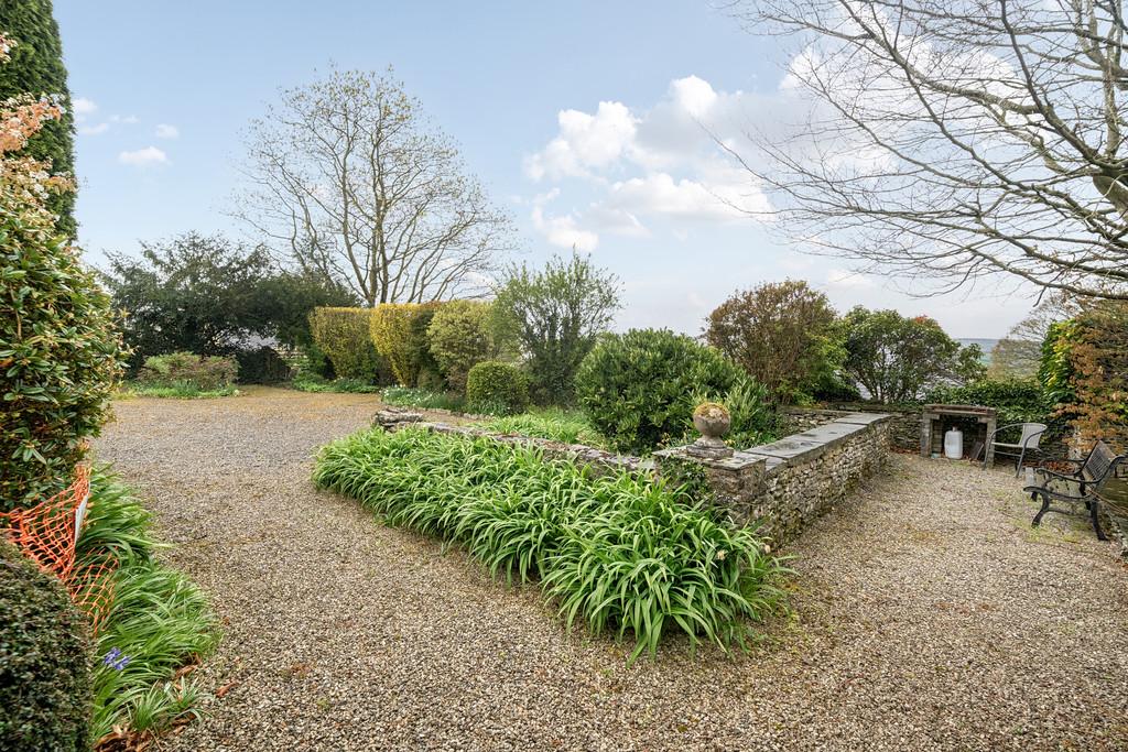 Commual Gardens