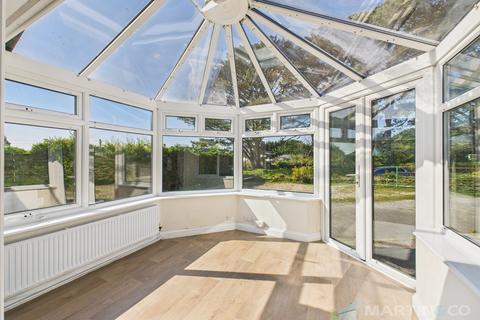 7 North Hill, Blackwater, Truro, TR4 8ES