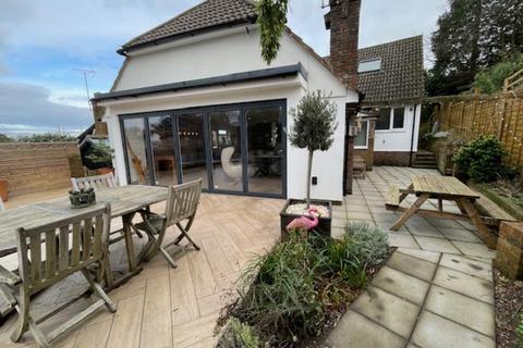 5 bedroom detached house for sale, Storrington - Fern Road