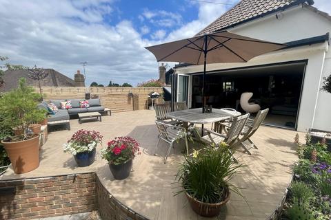 5 bedroom detached house for sale, Storrington - Fern Road