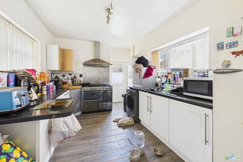 4 bedroom terraced house for sale, Wilton Road, Wirral CH42