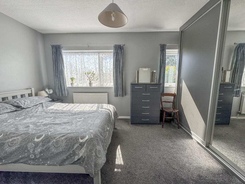 Bed1 2