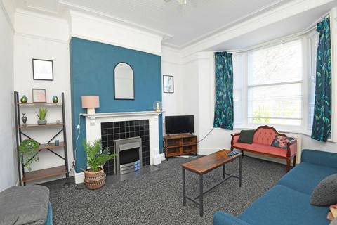 4 bedroom end of terrace house for sale, Skipton Road, Harrogate