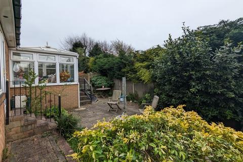 2 bedroom detached bungalow for sale, Moorlands, Wickersley