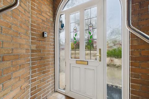 2 bedroom detached bungalow for sale, Moorlands, Wickersley