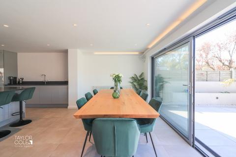 4 bedroom detached house for sale, Main Road, Haunton