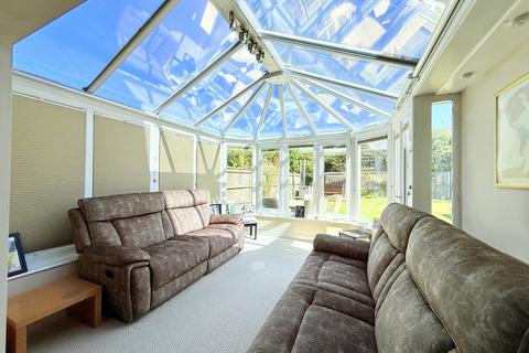 4 bedroom detached house for sale, Depden Gardens, Dibden Purlieu, Southampton