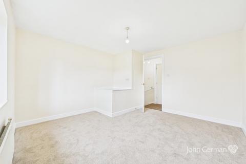 28 Ashbrook Close, Uttoxeter, ST14 8UL