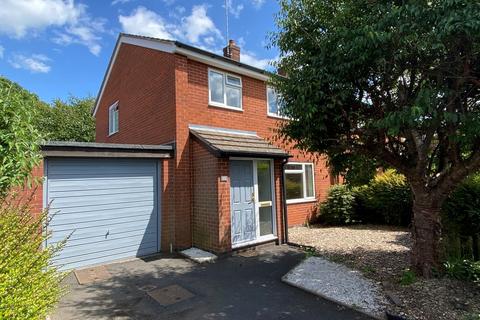 20 Hall Road, Uttoxeter, ST14 7PN