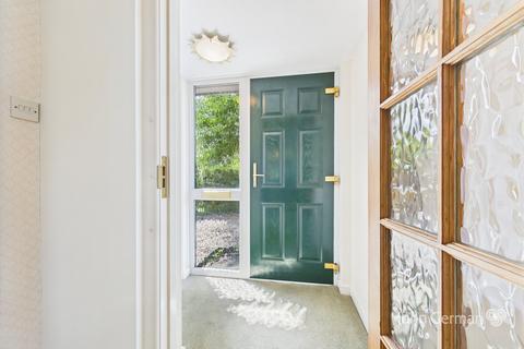 20 Hall Road, Uttoxeter, ST14 7PN