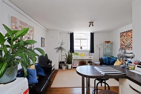 Flat D, The Old Halls Albert Street, Whitstable, CT5 1HS
