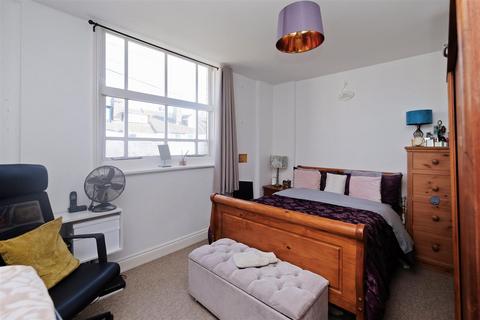 Flat D, The Old Halls Albert Street, Whitstable, CT5 1HS