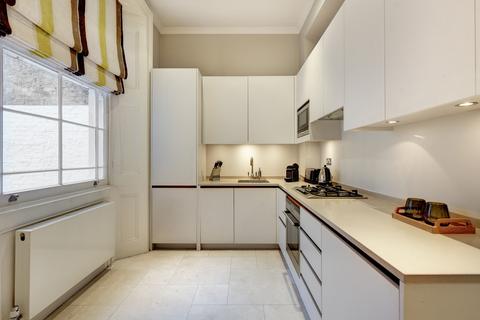 2 bedroom apartment for sale, Beaufort Gardens, Knightsbridge SW3