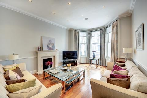 Beaufort Gardens, Knightsbridge SW3