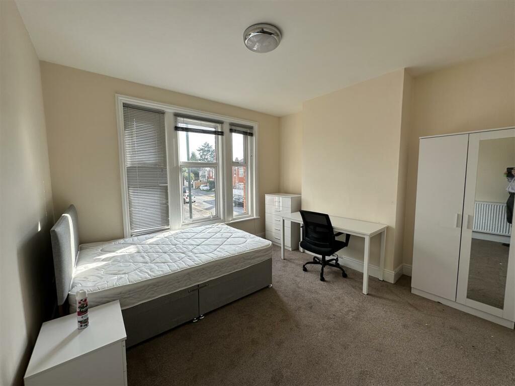 Bed 2
