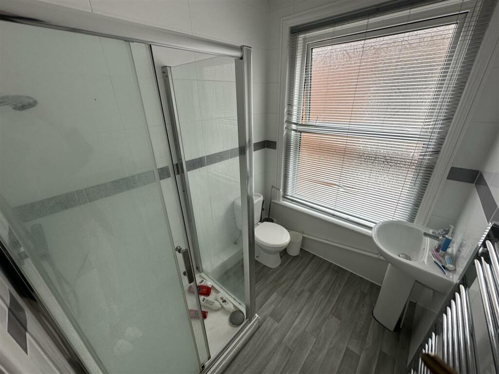 Shower Room 1
