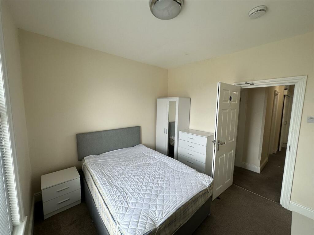 Bed 3