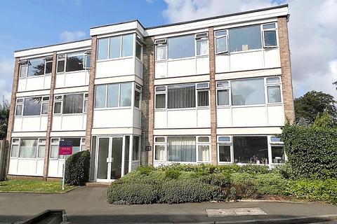 Alpine Court, Kenilworth